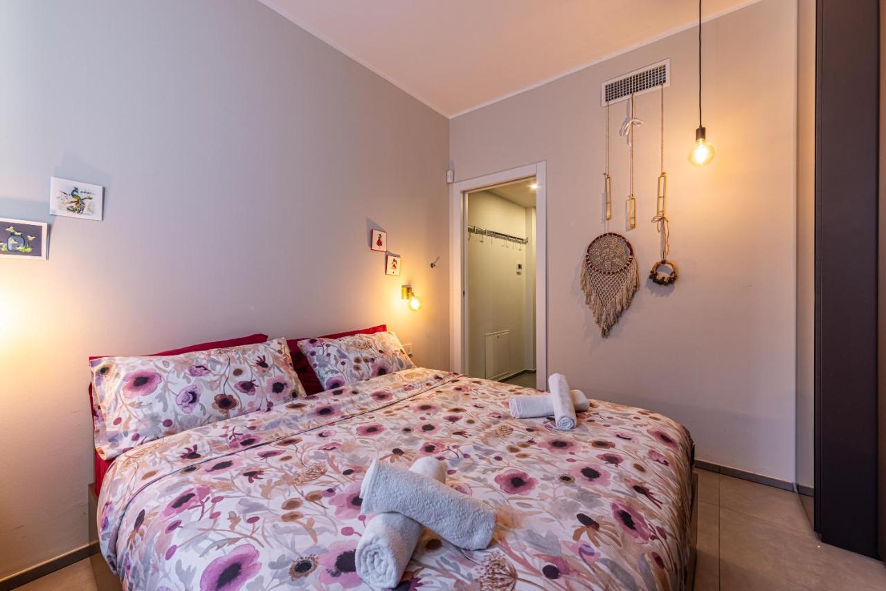 Duomo A 2 Fermate - Tiny Apartment In Pta Venezia Milão Exterior foto